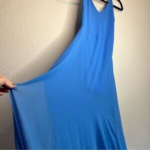 Forever 21 sheer maxi dress 🌺 open back 🌺 size small